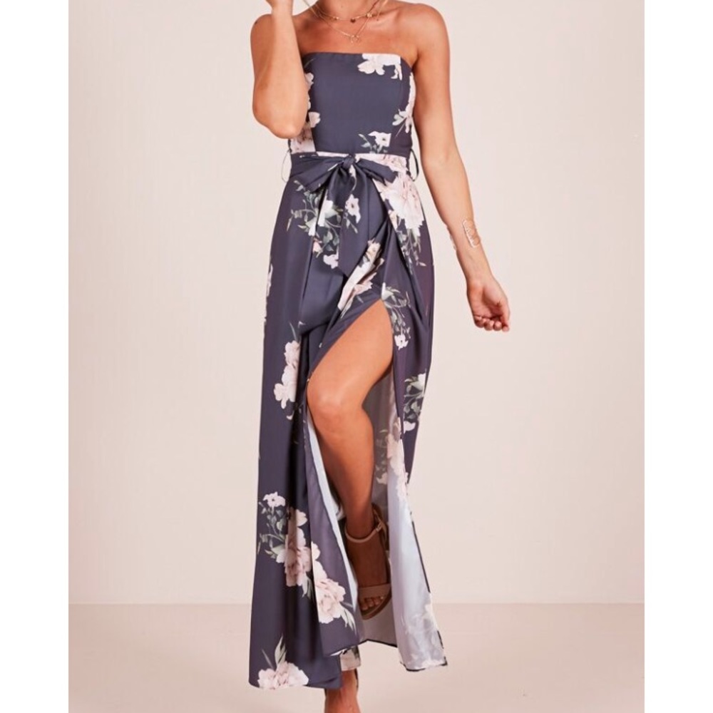 So kiss me jumpsuit in charcoal floral - Picture 2 of 8